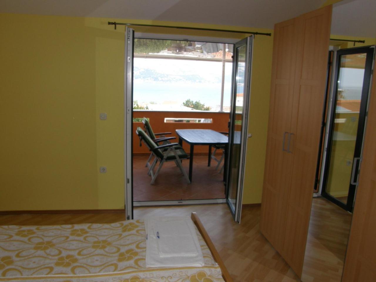 Apartments Pintar Zarok Baška Quarto foto